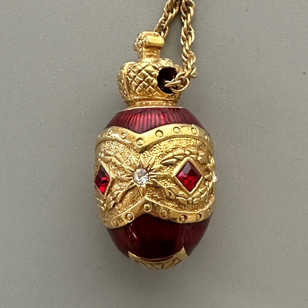 Joan Rivers Red Crown Egg Pendent